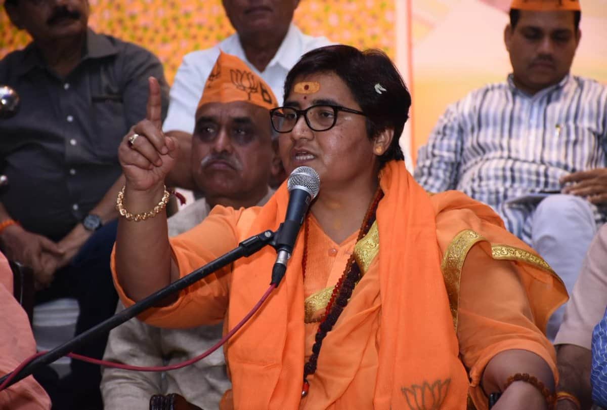 kamal R khan and farah khan tweet against bjp candidate sadhvi prarya