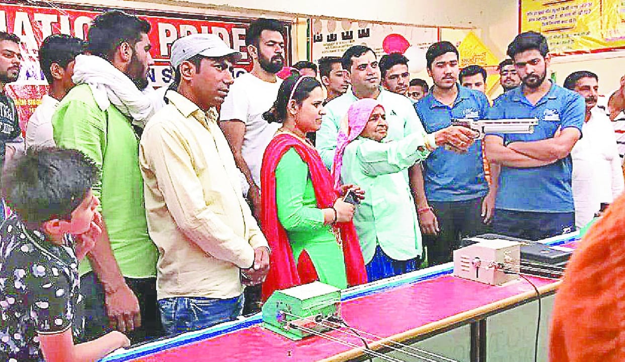 Girls make a career in shooting: Grandmother Chandro