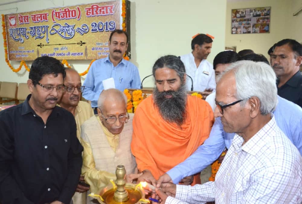 Baba Ramdev statement on sadhvi pragya singh thakur in Defence