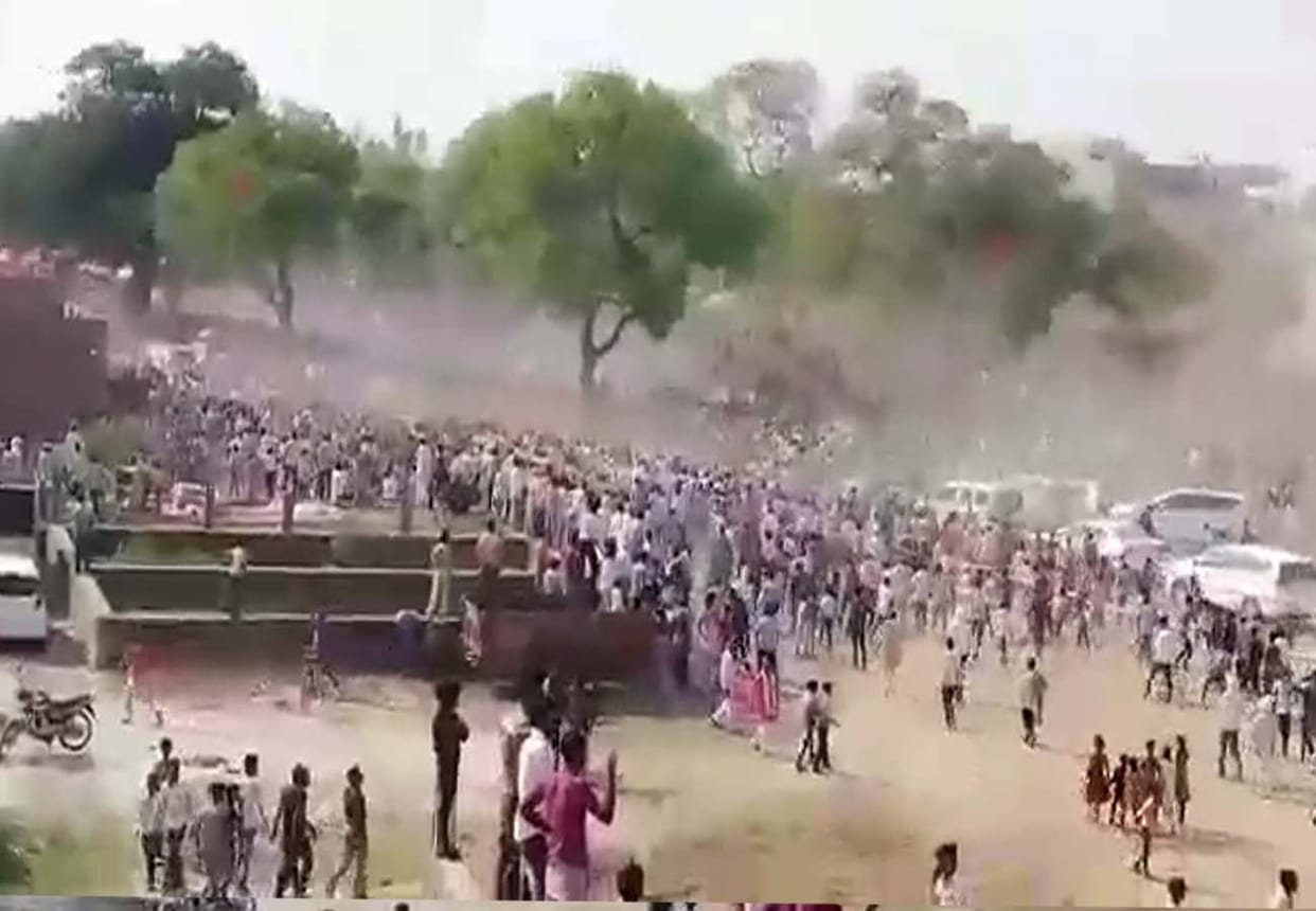 rampage to see cm in ambedkarnagar, one die two injured