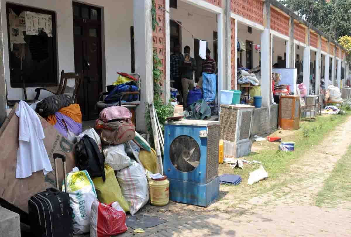 Allahabad university: Raid at Pant Hostel, all 79 rooms sealed.