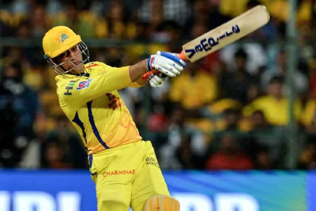 ms dhoni crazy fan announce to leave his wife for CSK skipper