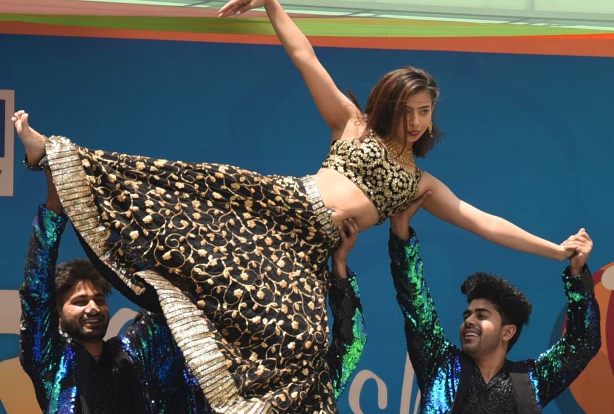 pictures of summer party in lucknow