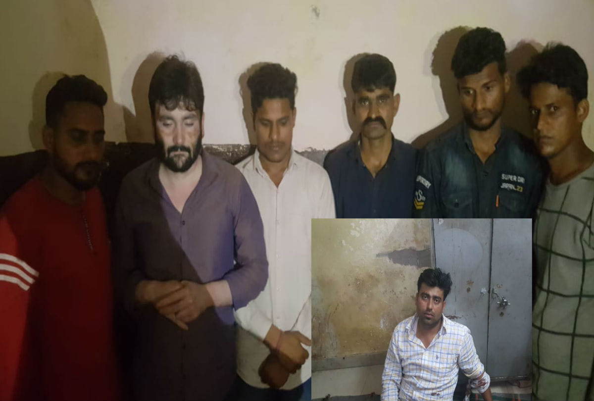 50 thousand prize dismissed cop arrested in police encounter in agra