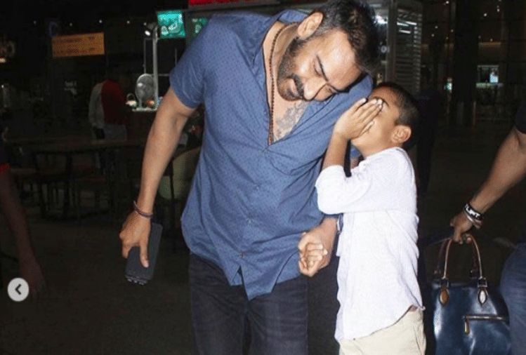 ajay devgn with son yug devgn spot at airtport
