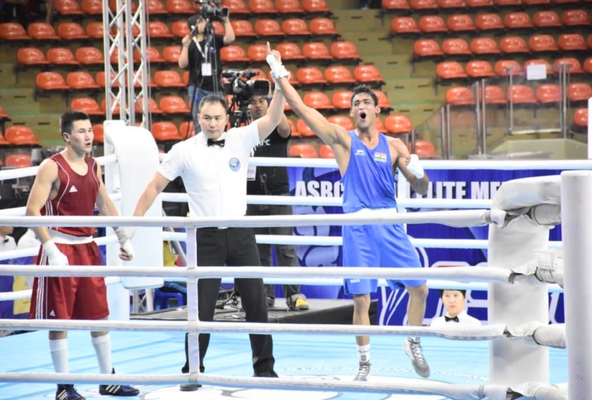 boxer ashish won Silver medal in Asian boxing championship