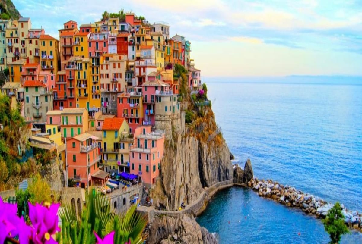 colourful toursit destination rainbow mountain taiwan netherland