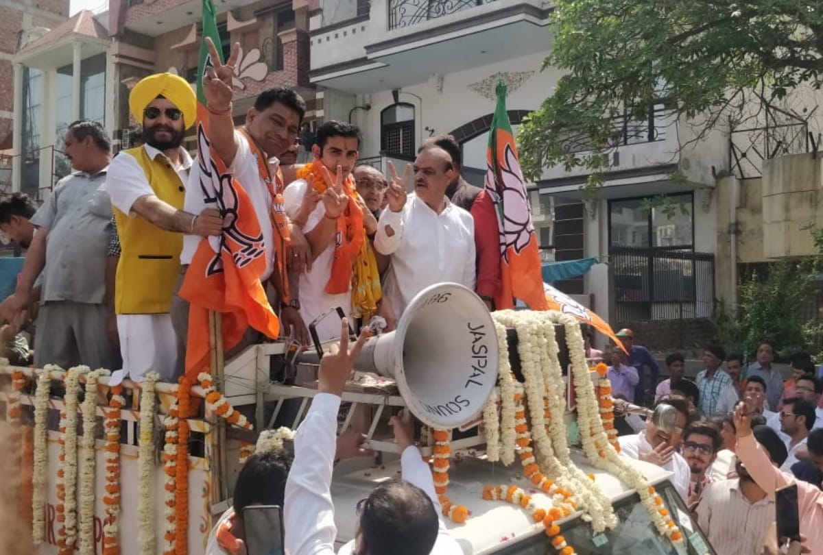 lok sabha chunav 2019 gautam gambhir files nomination pujan and road show before it