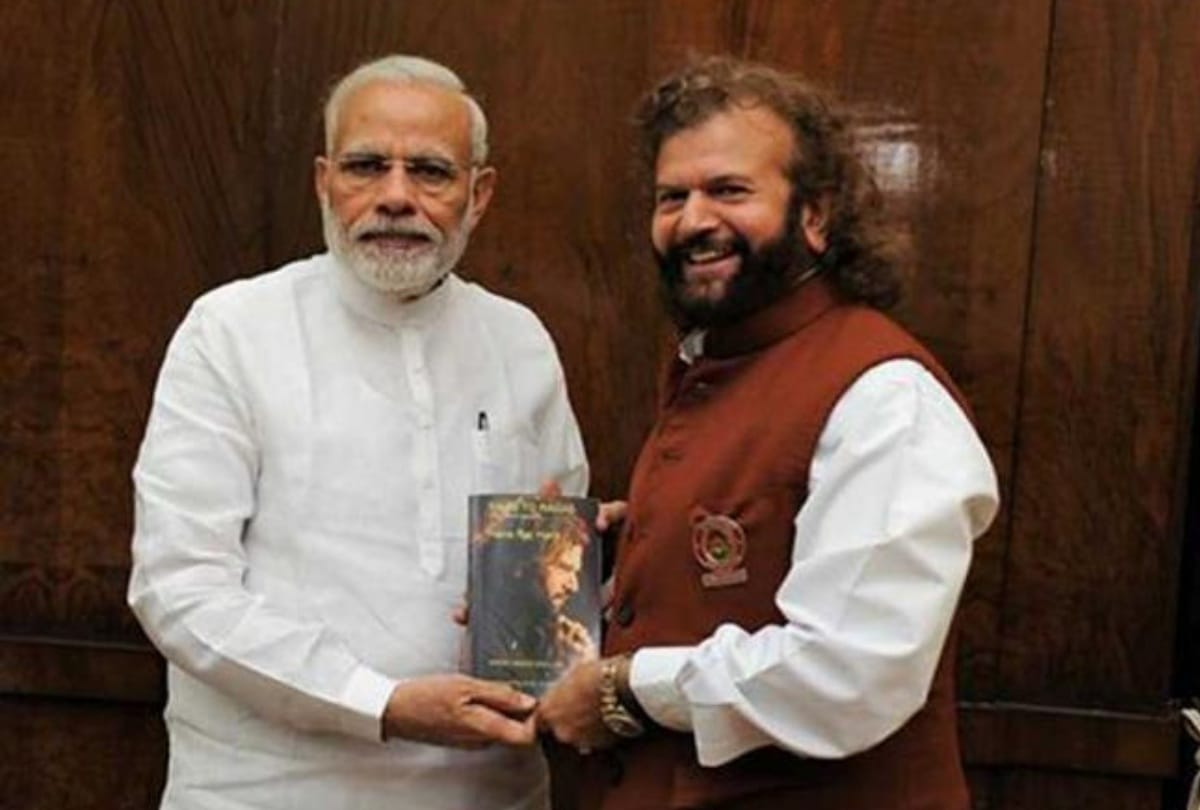 lok sabha elections 2019 who is singer hans raj hans contesting election from delhi all about him