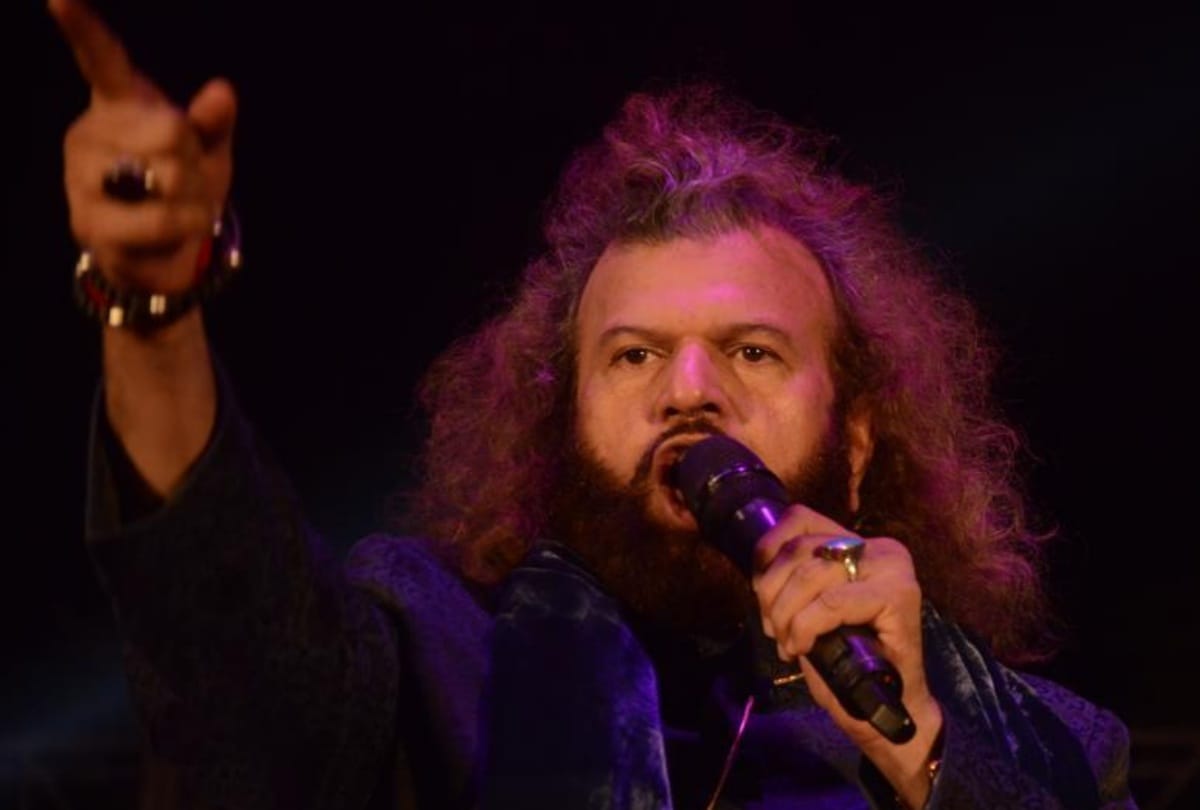 lok sabha elections 2019 who is singer hans raj hans contesting election from delhi all about him