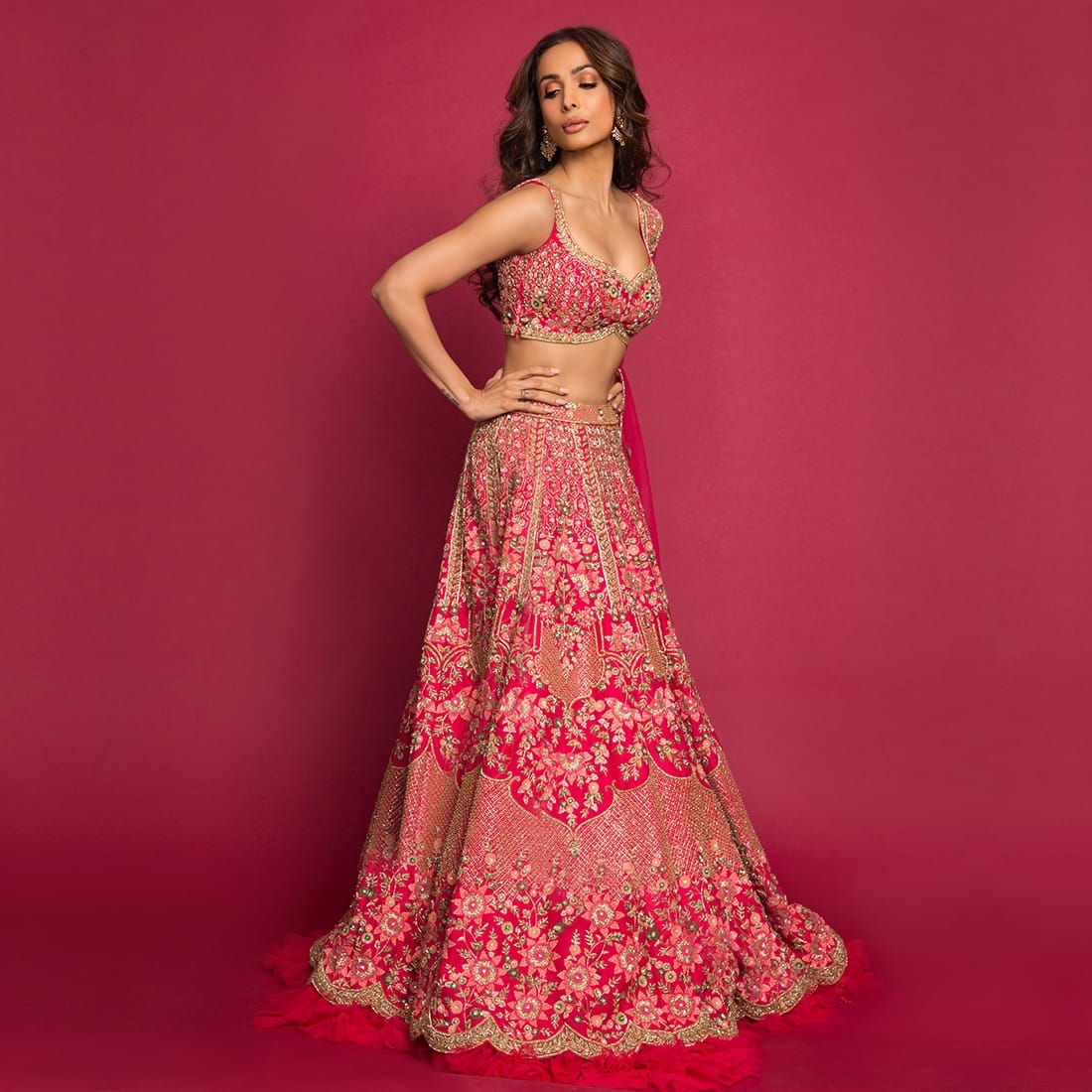 malaika arora lehnga outfit photoshoot