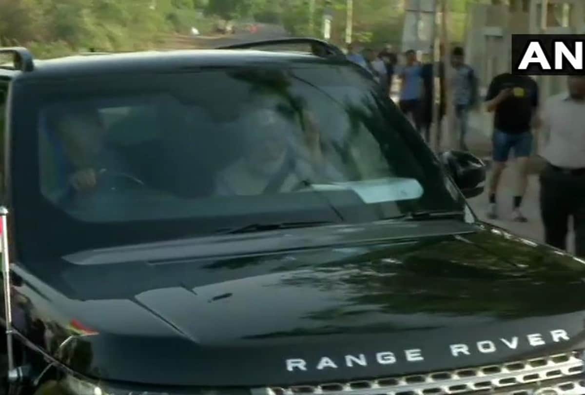 Lok Sabha Election 2019 Narendra Modi Voting in Gujarat
