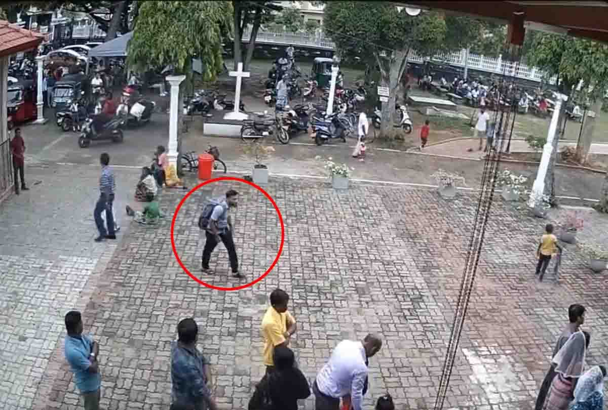 Sri Lanka serial blast suspected suicide bombers enter St. Sebastian Church in Negombo