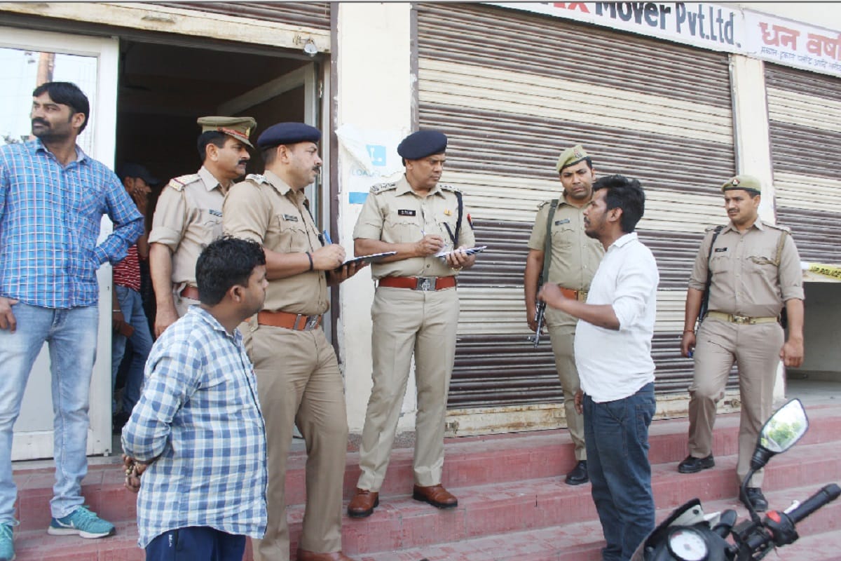 Murder of a guard after looted in Meerut at Uttar Pradesh
