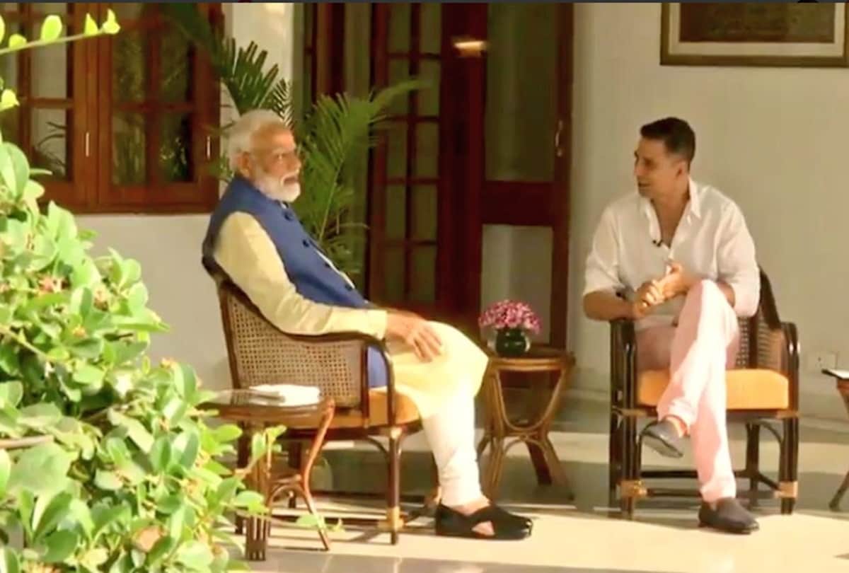 Narendra modi did not watch any movie after become PM