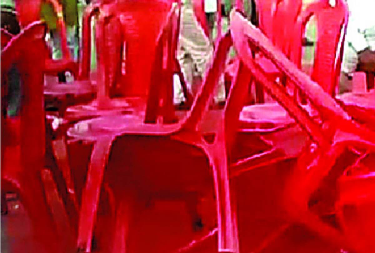 Ruckus in debate of Channel in barabanki