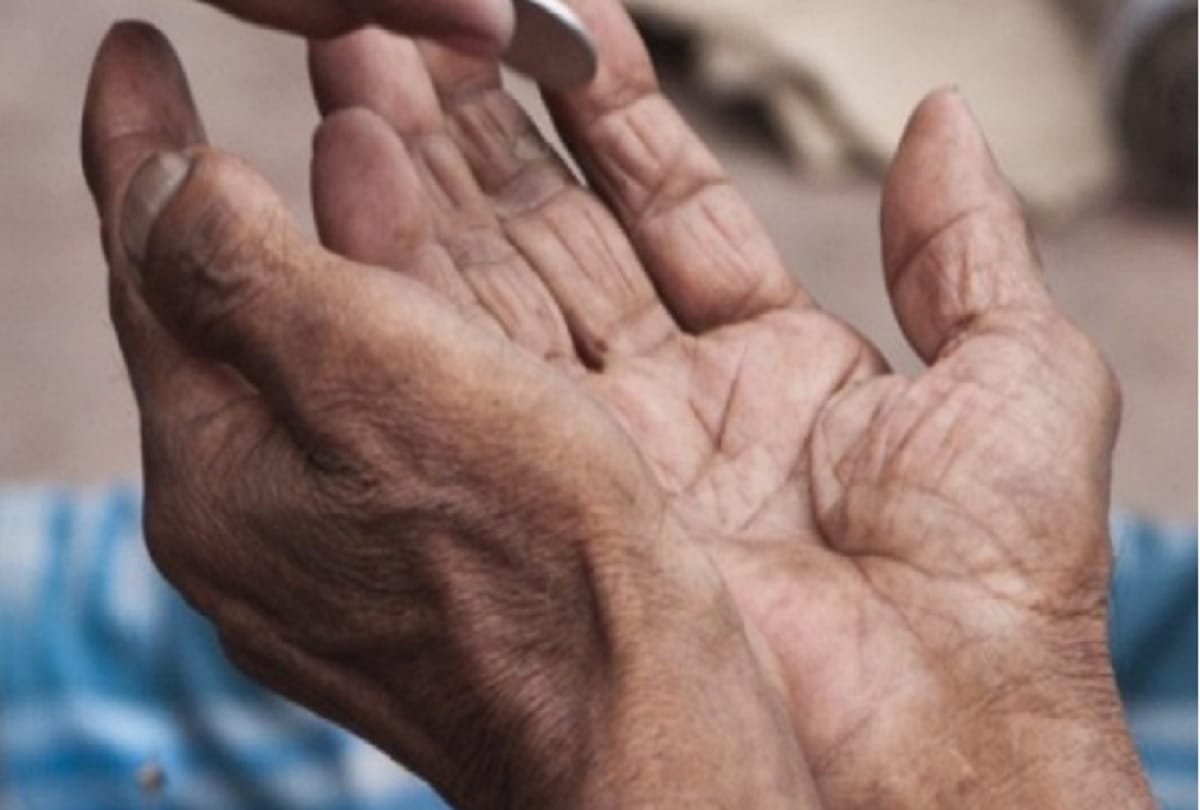 Hariyali aur Rasta: Wife wait and learning from old age