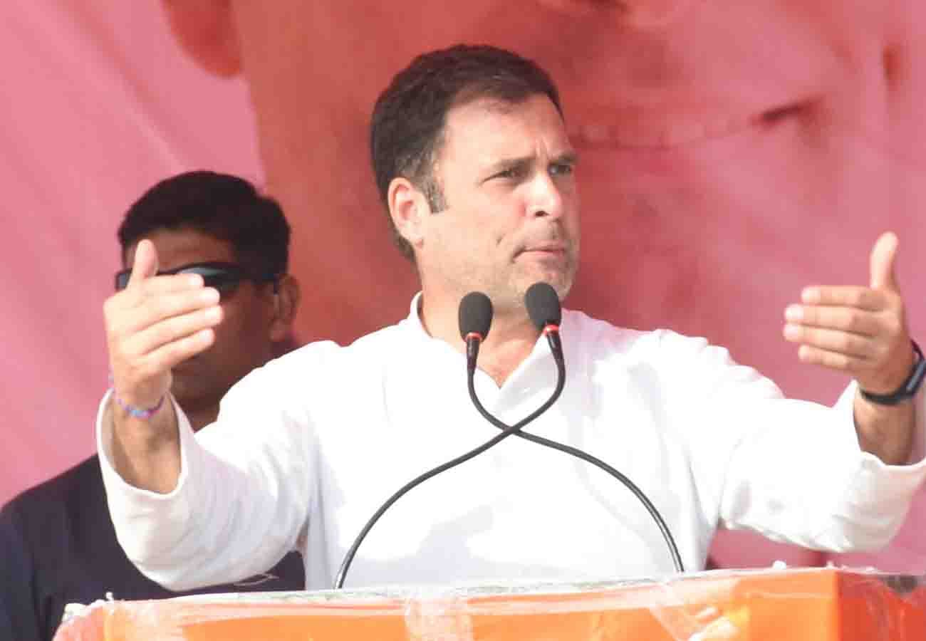 rahul gandhi targets pm modi interview with akshay kumar lok sabha election 2019