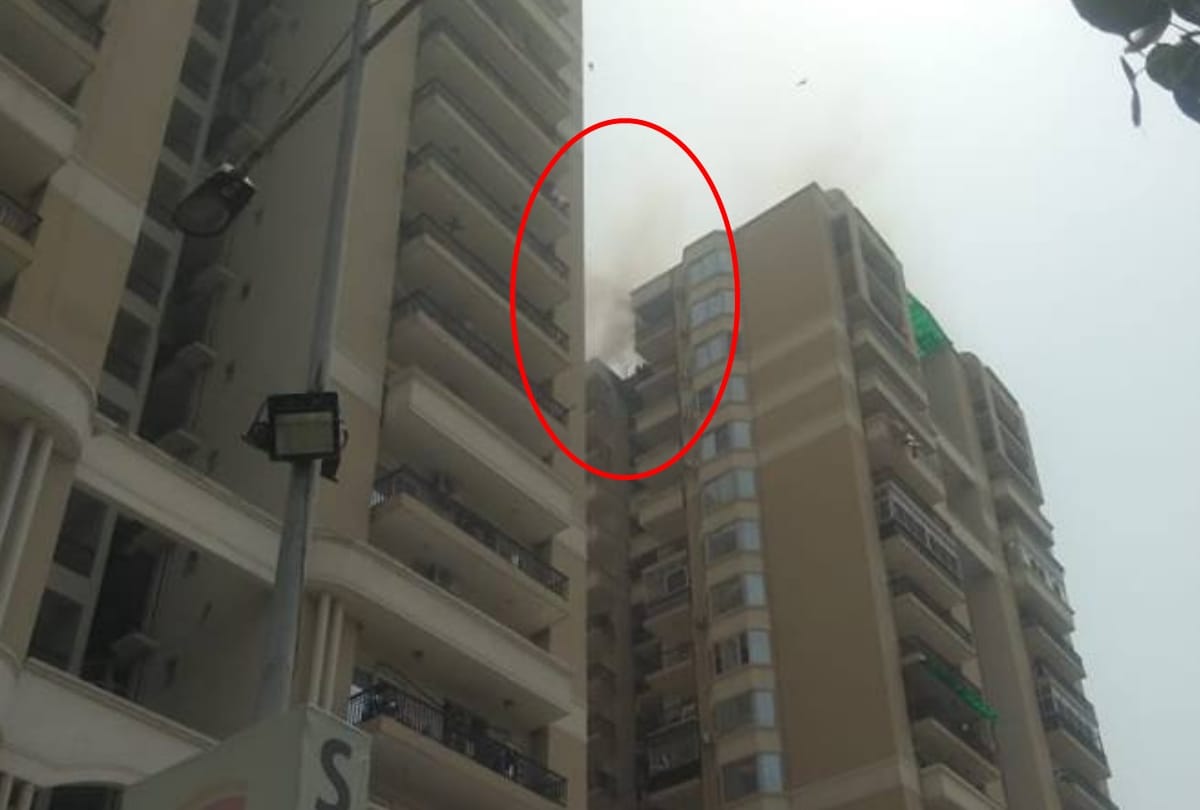Fire breaks out in building at indirapuram ghaziabad