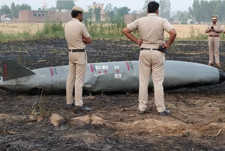 Indian Airforce Jaguar Aircraft Dropped Fuel Tanks in Ambala of Haryana