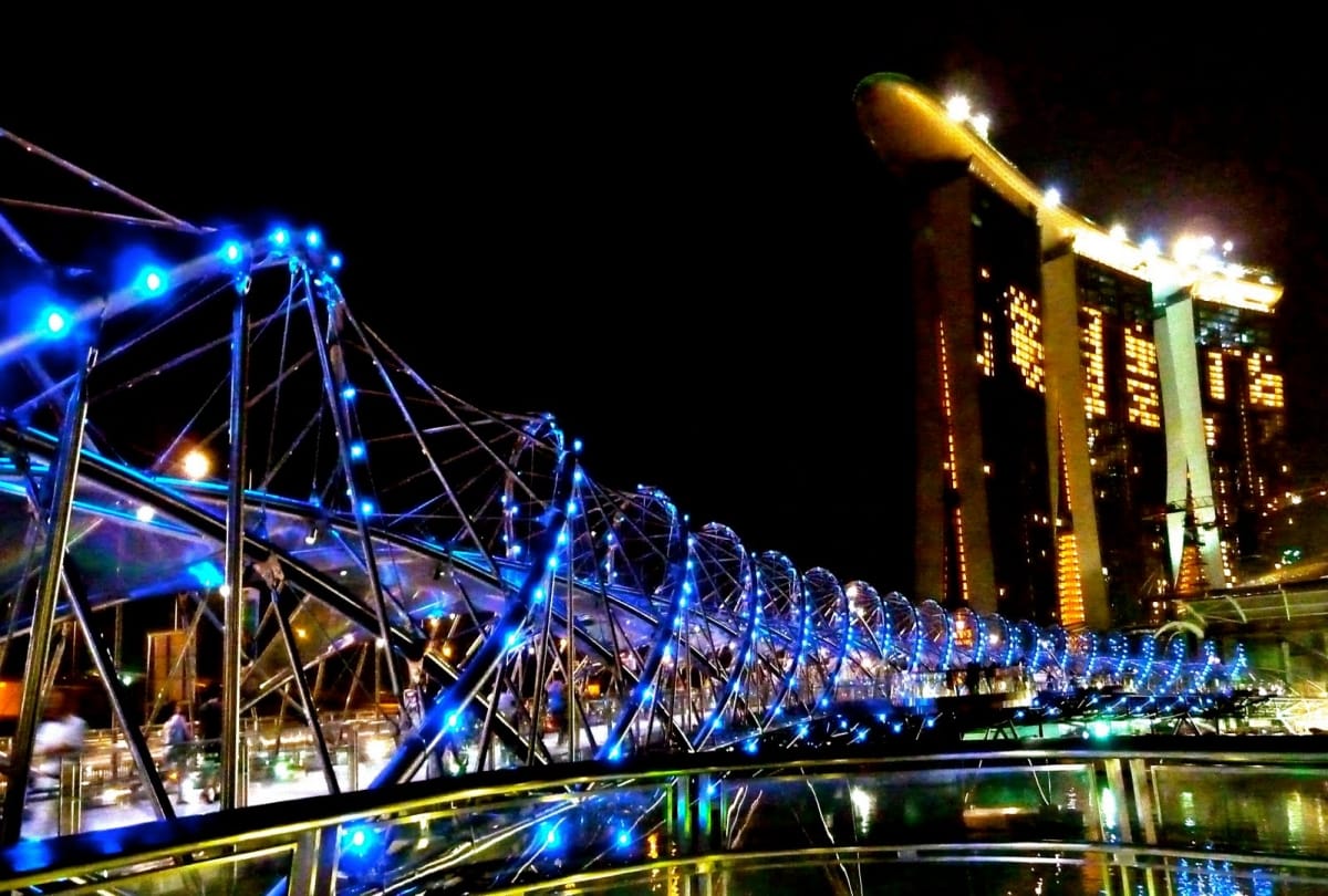 top 5 beautiful bridge in world helix bridge rialto bridge tower bridge