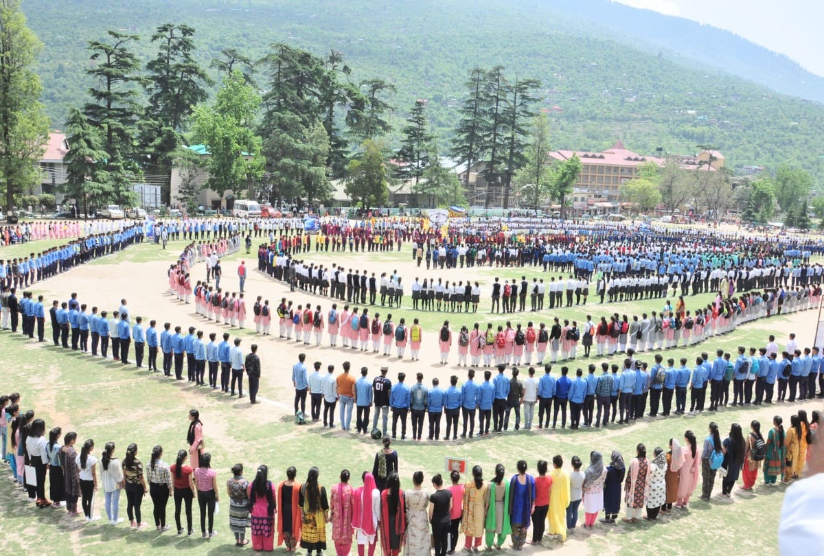 lok sabha election 2019: 3200 students created human chain to make voters aware in kullu himachal