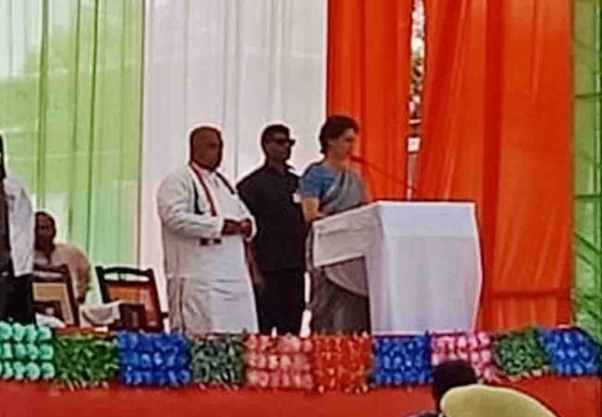 priyanka gandhi public meeting in fatehpur for lok sabha election 2019