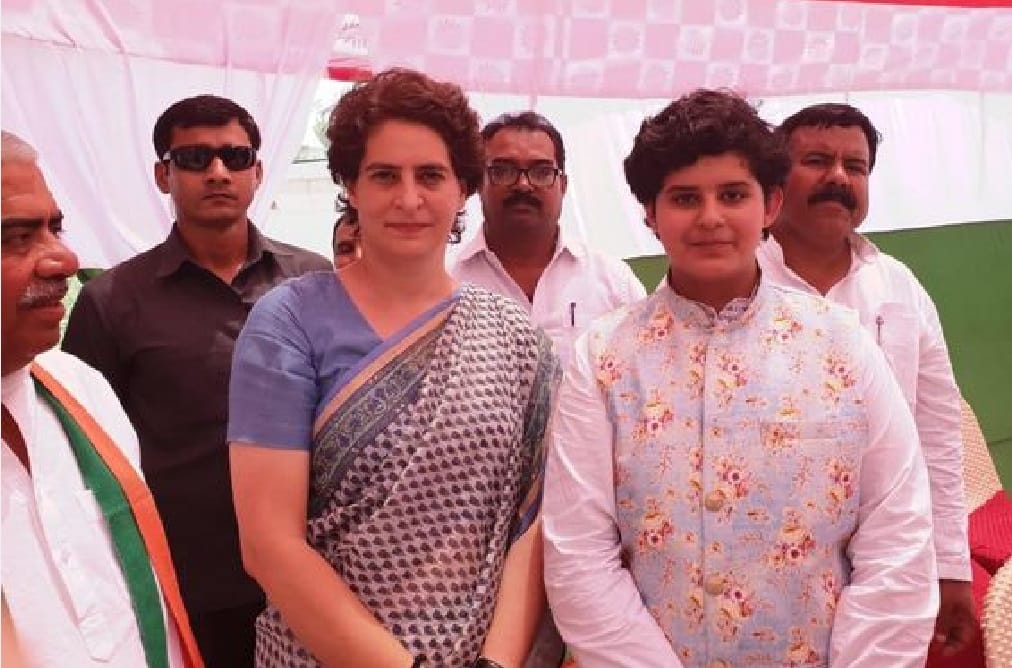 Bjp leader welcome priyanka gandhi in up rally for lok sabha elections 2019