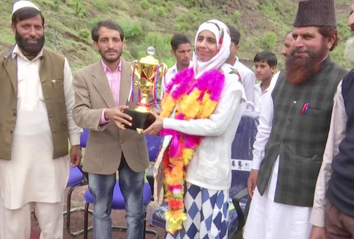 Rehana Bashir an MBBS graduate from Poonch becomes 1st woman candidate to clear UPSC exam in jammu