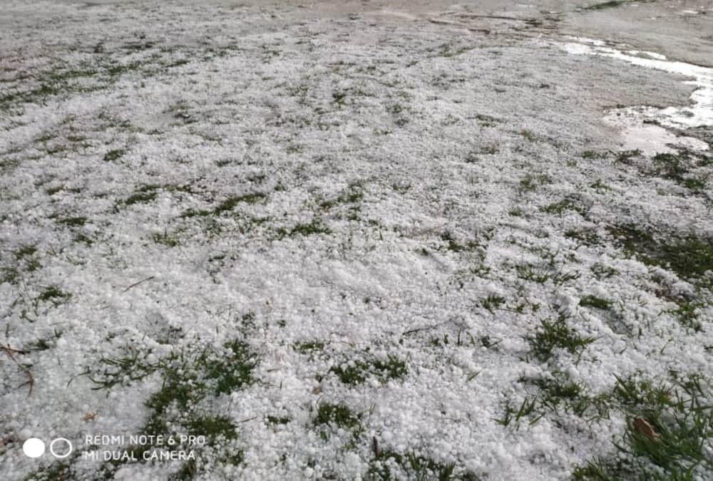 Heavy hail storm and rainfall snowfall in uttarakhand create problem for people photos