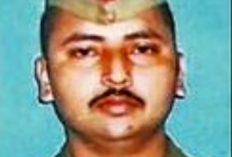 ruckus after the death of sipahi in charak hospital in lucknow