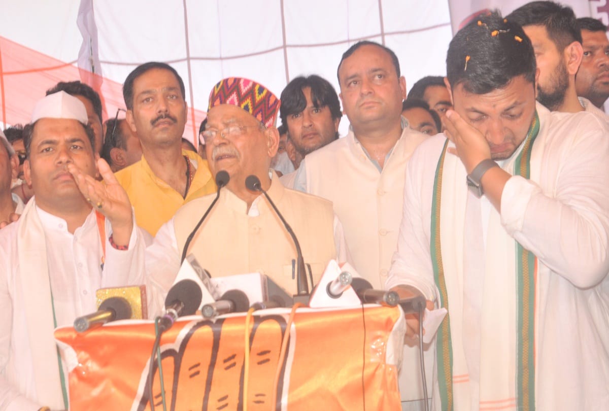 lok sabha election 2019: Pandit Sukhram and Ashray Sharma, cried on stage