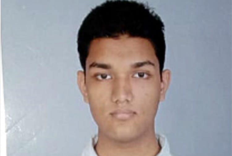 NIT Kurukshetra Btech Student Shubhankar Commits Suicide in Hostal Room