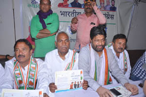 spg chaqe priyanka sequerity in jhansi