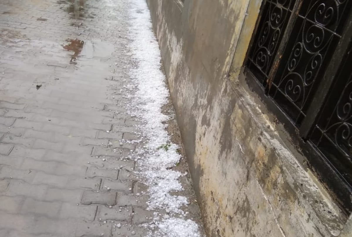 weather update delhi ncr lashes with hailstorm in hapur crops destroyed