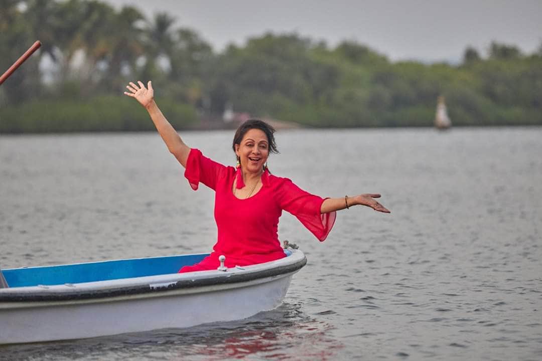 Lok Sabha Elections 2019 Hema Malini will not campaign for son and bjp leader Sunny Deol
