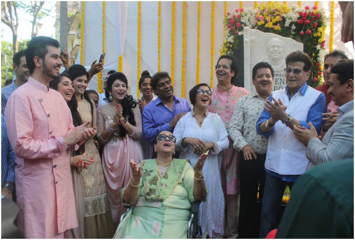 Now Mumbai chauraha named is Mahendra Kapoor Bollywood actor Jitendra inaugurated