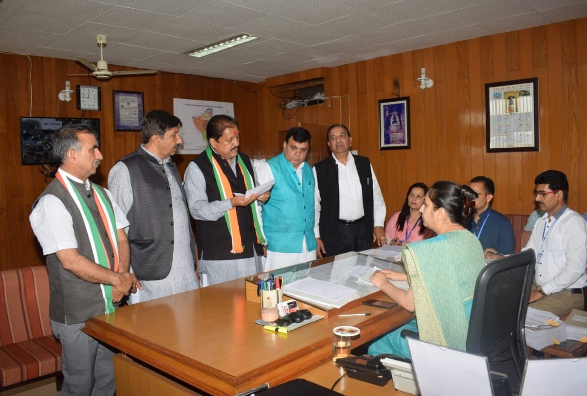 lok sabha election 2019 Congress Hamirpur Candidate Ram Lal Thakur Files Nomination
