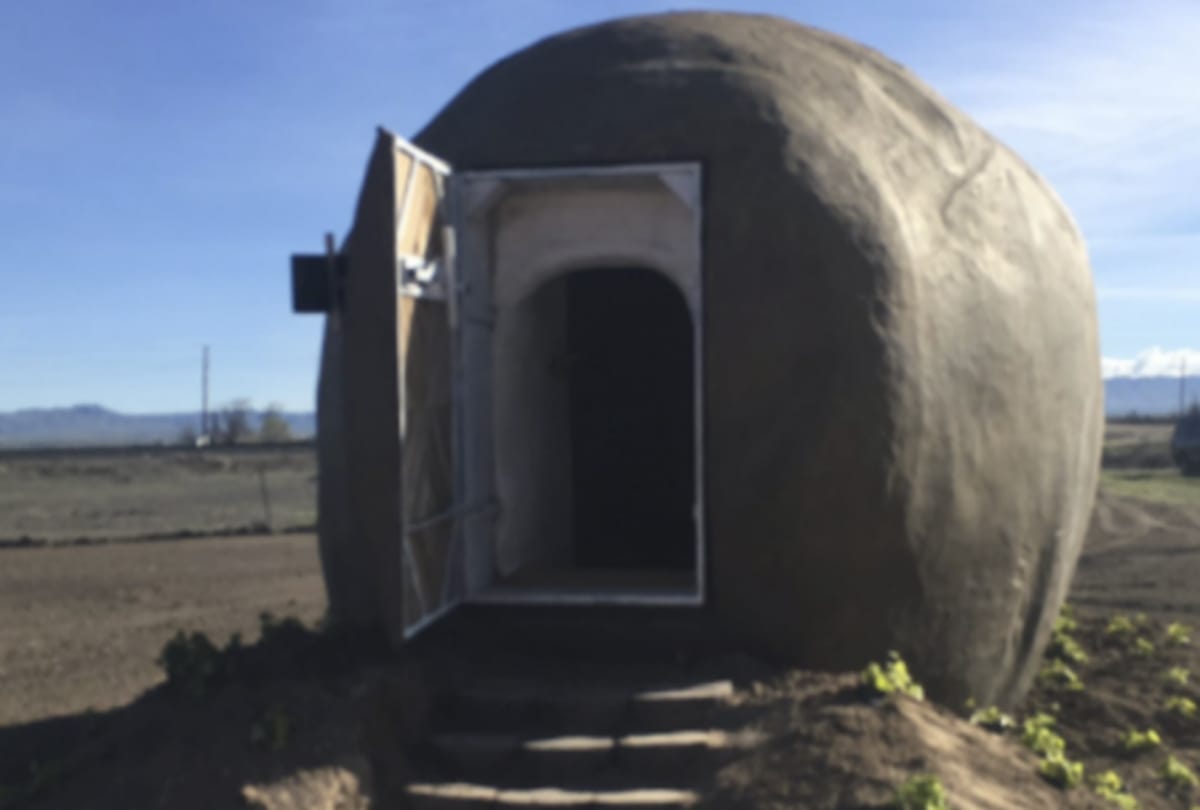 6 ton potato hotel is viral on social media