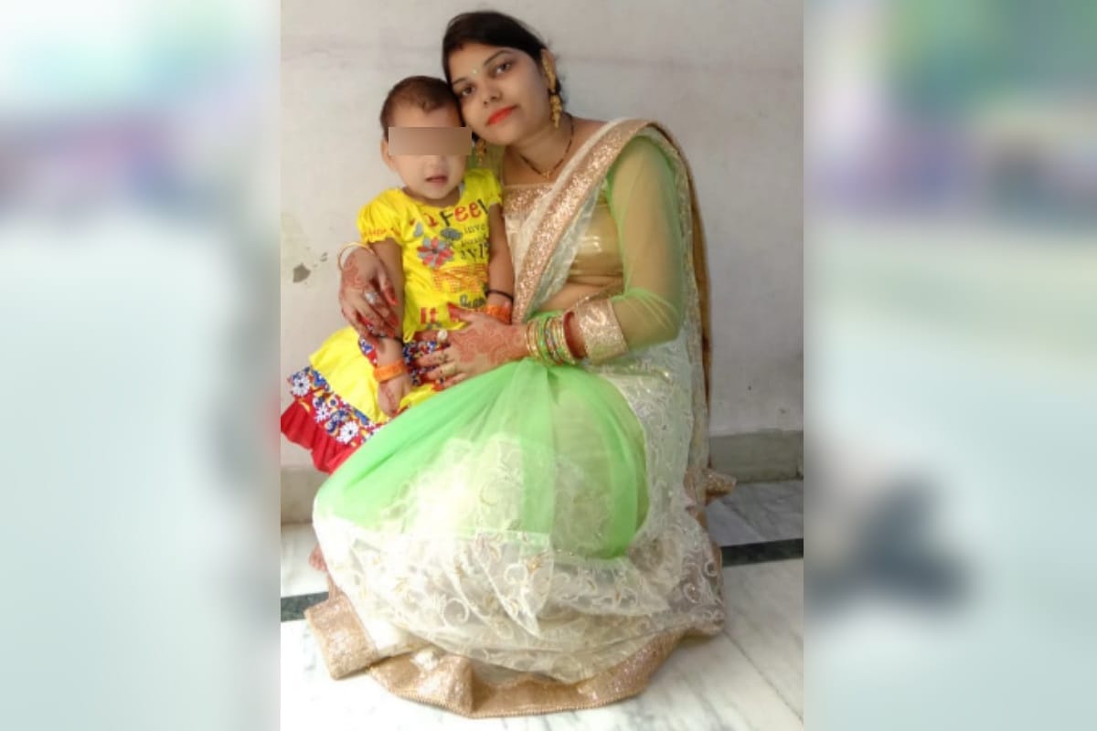 woman commit suicide in Meerut leaves a two years old daughter, husband arrested