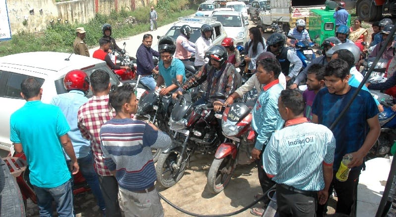 n most pumps petrol-diesel finish, a pump engaged in the crowd
