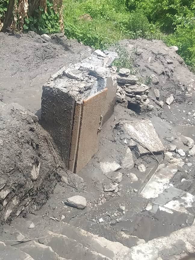 Heavy hail storm and rainfall snowfall in uttarakhand create problem for people photos