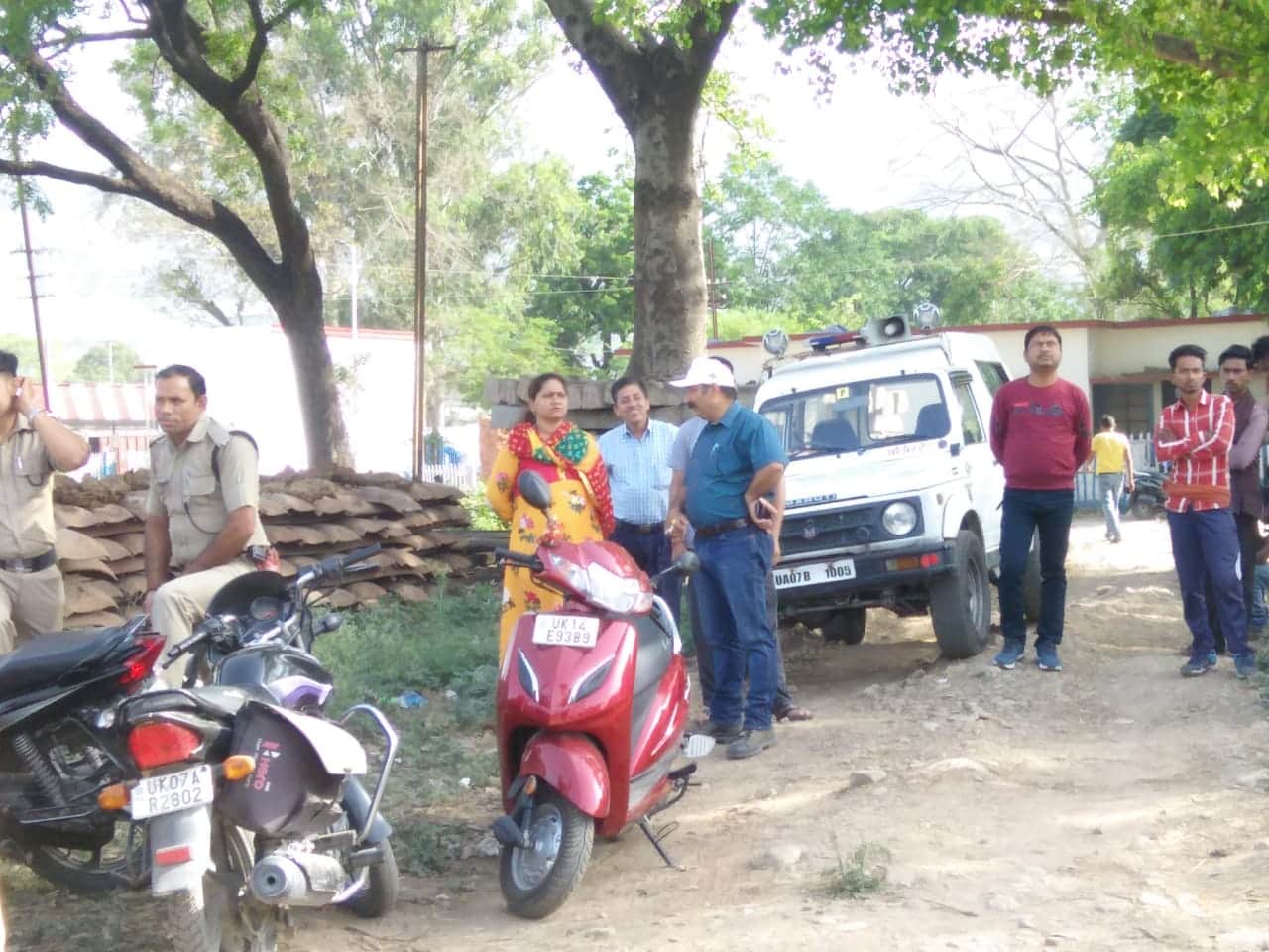 Expelled women worker of AIIMS rishikesh climb on water tank