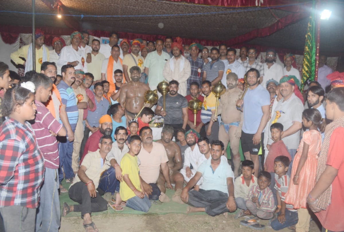 Krishna Khanna won the title of sher a bharat samrat title in wrestling competition bilaspur
