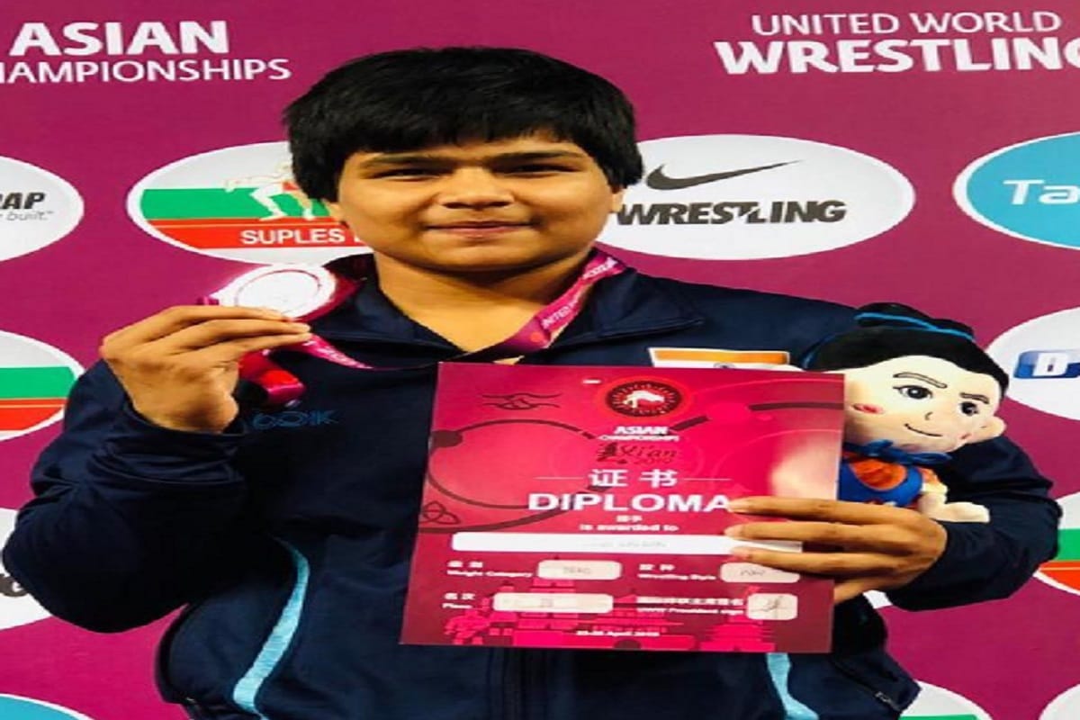 Mujaffarnagar's wrestler Divya Kakran won bronze medal in China