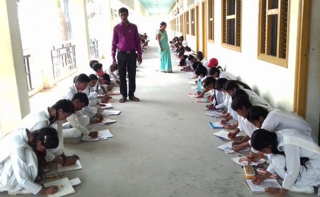 Zonal top in poster competition