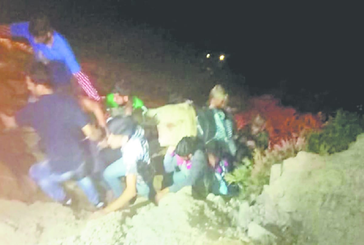 pics of private bus accident in chamba himachal