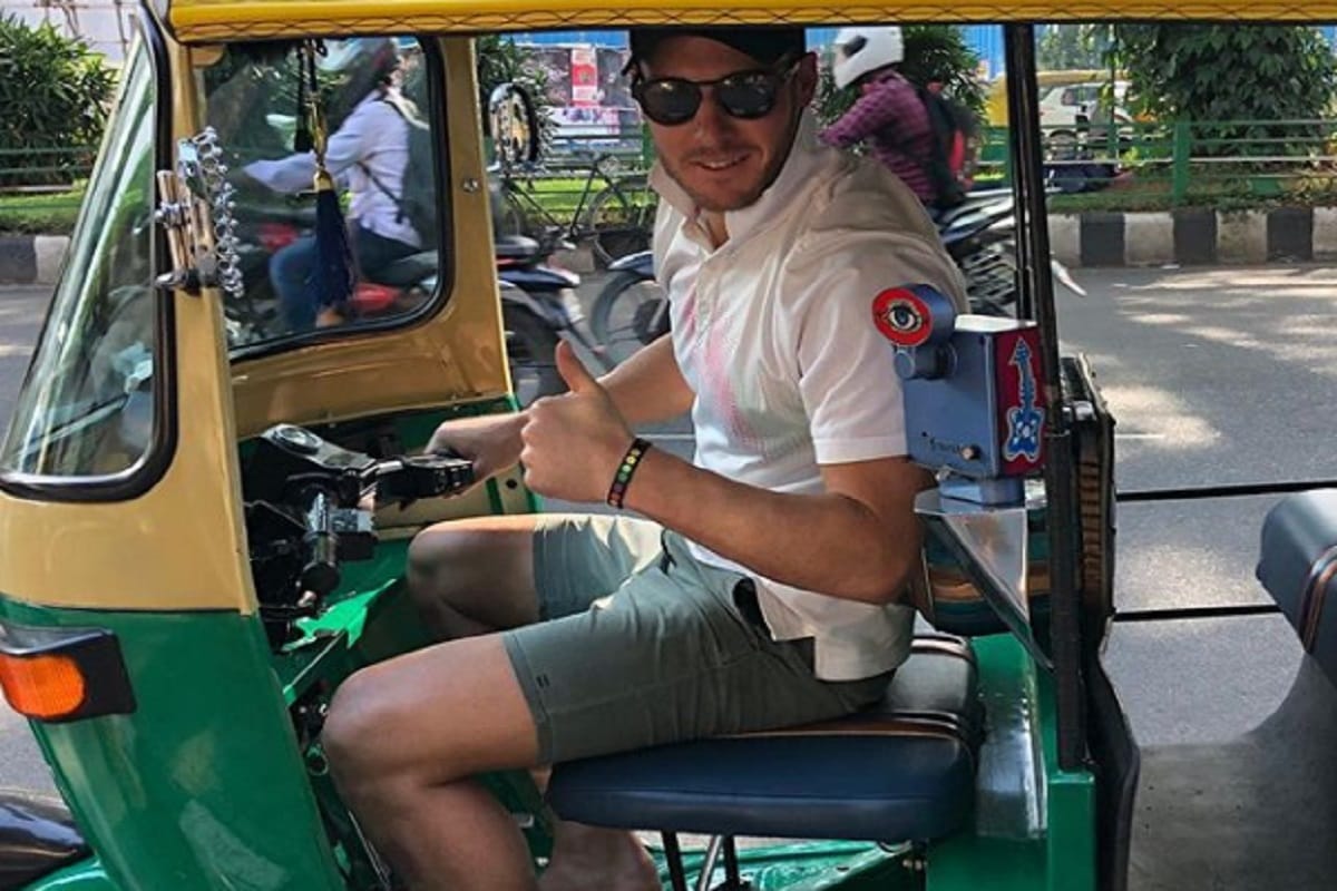 david miller driving auto rikshaw while play for KXIP in IPL 2019