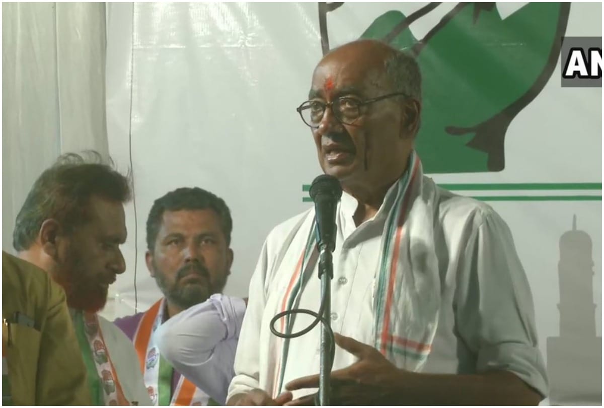 Lok Sabha Chunav 2019: Digvijay singh give controversial statement on PM Modi
