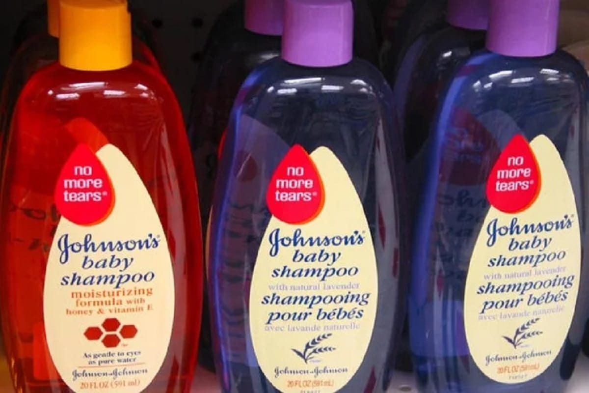 stop sale of jhonson and jhonson baby shampoo, says child rights body to states